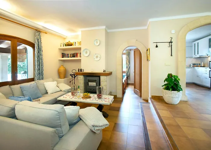 Alzines By Vintage Travel