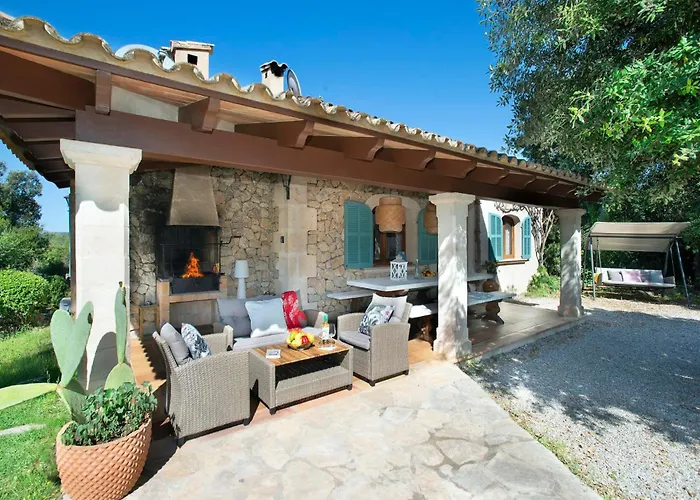 Alzines By Vintage Travel Villa