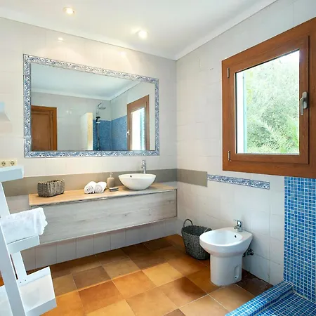 Alzines By Vintage Travel * Pollença