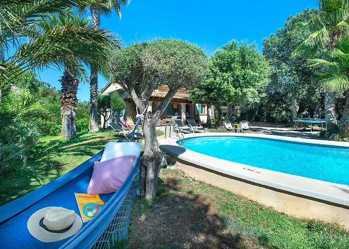 Alzines By Vintage Travel Villa