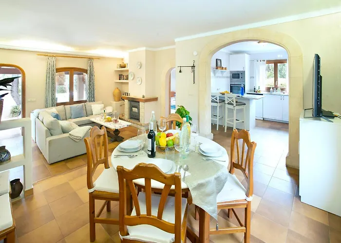 Villa Alzines By Vintage Travel