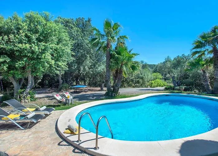 Alzines By Vintage Travel Villa *